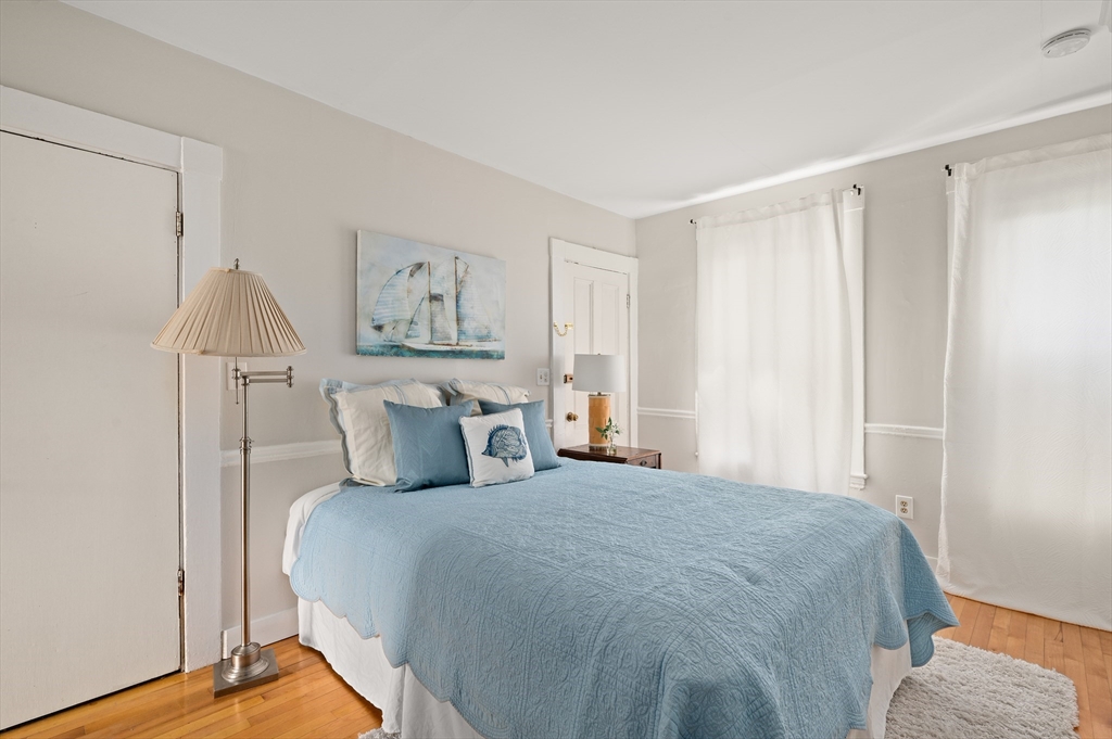 148-150 Pleasant St # 2, Marblehead Unit: 2