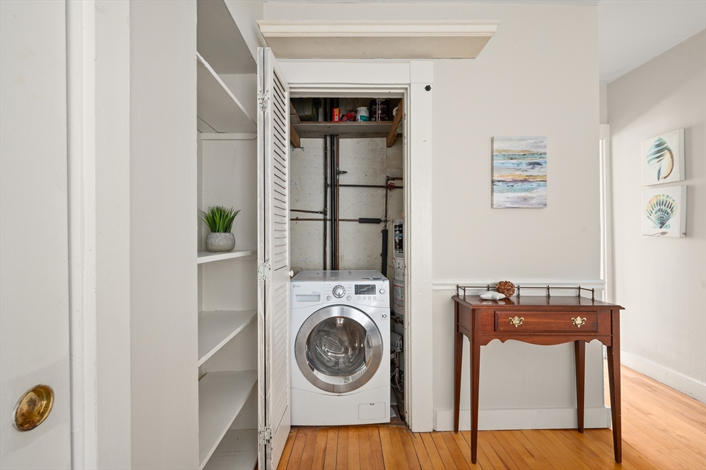 148-150 Pleasant St # 2, Marblehead Unit: 2