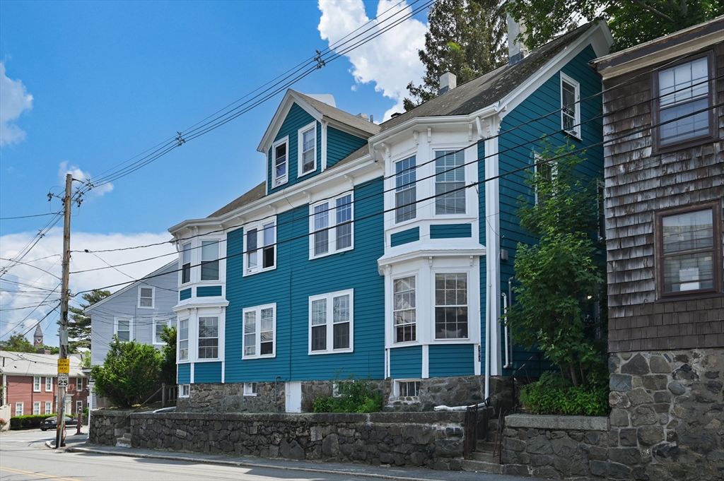 148-150 Pleasant St # 2, Marblehead Unit: 2