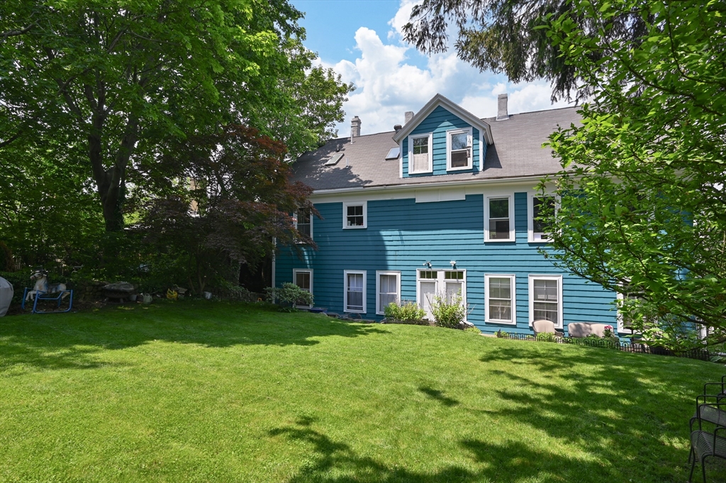 148-150 Pleasant St # 2, Marblehead Unit: 2