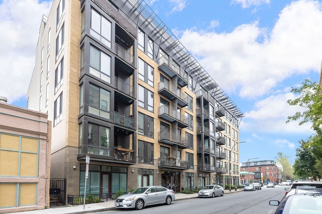 257 Northampton St. Unit: PH612