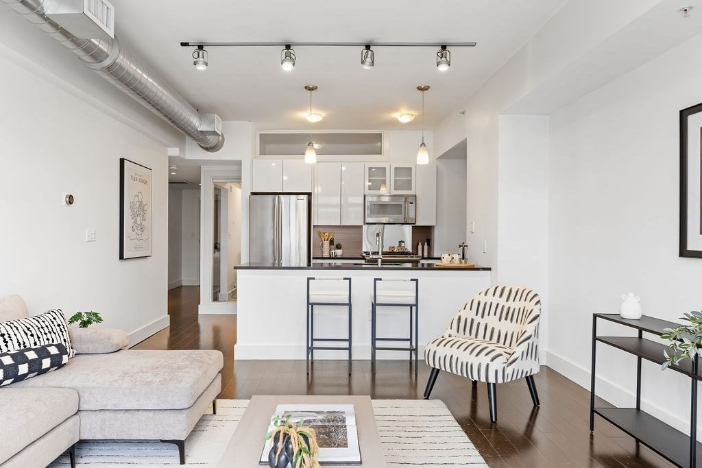 257 Northampton St. Unit: PH612