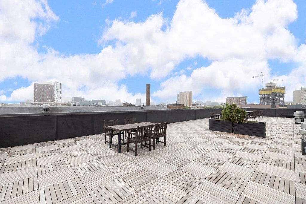 257 Northampton St. Unit: PH612