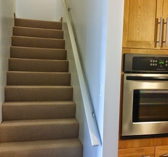 290 Pleasant St. # 318