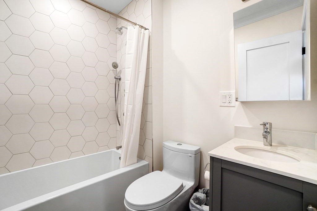 32 Blaine Street # 3