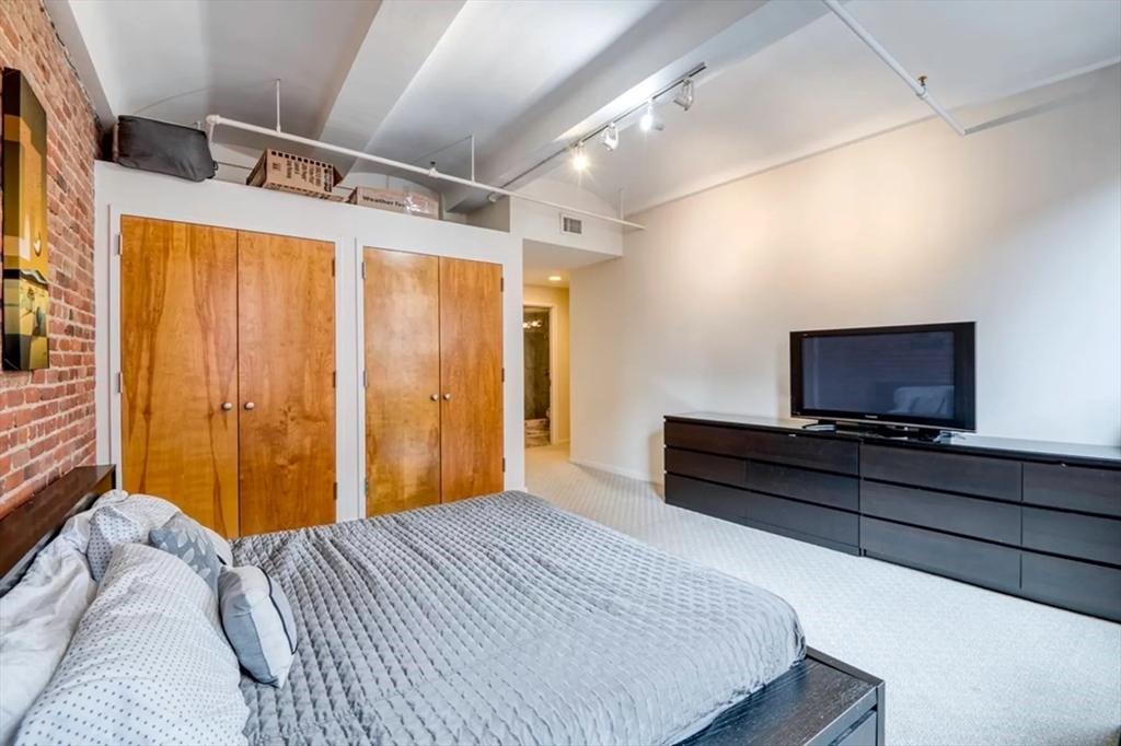 121 Beach Street # 602