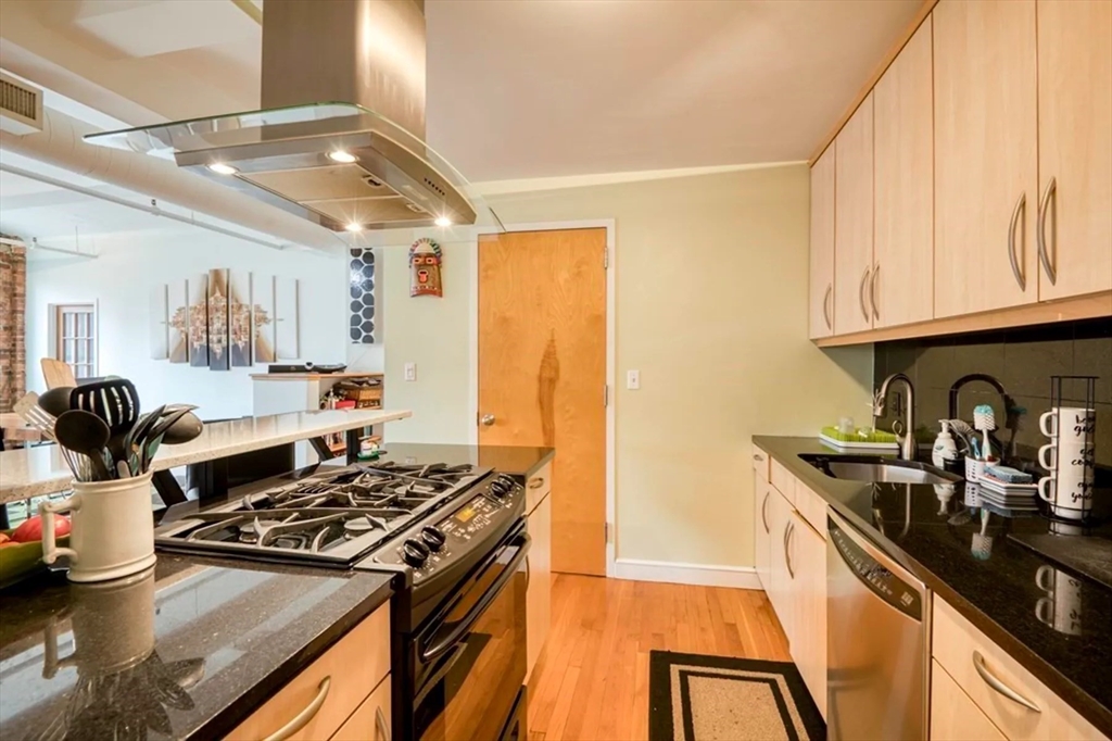 121 Beach Street # 602