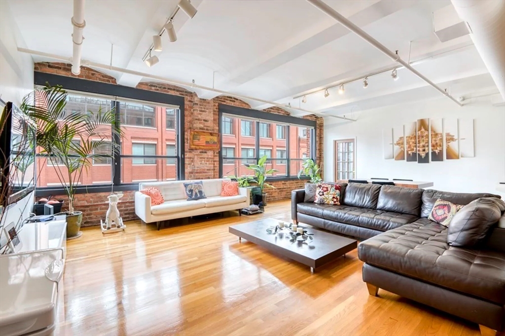 121 Beach Street # 602