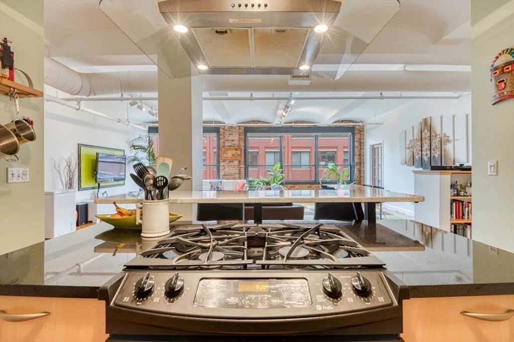 121 Beach Street # 602