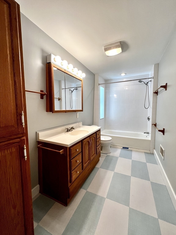 1 Fort Avenue Terrace # 2