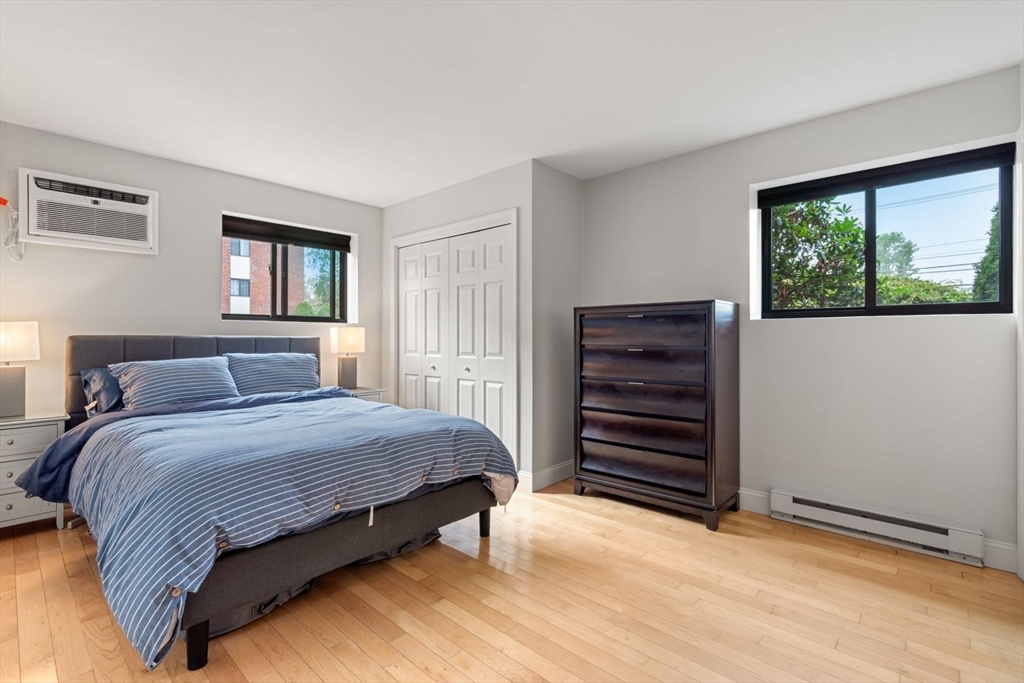 135 Franklin St # 101