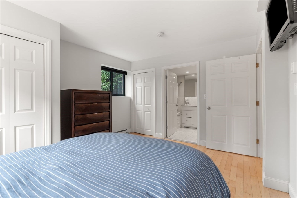 135 Franklin St # 101