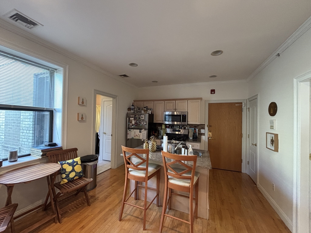 454 Hanover Street # 8