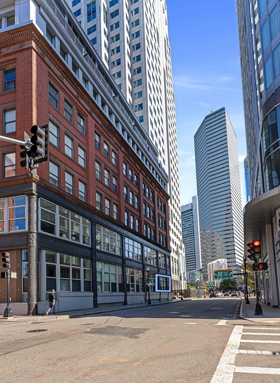 88 Kingston Street # 1F