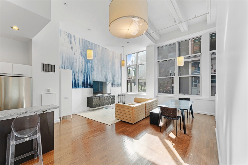 88 Kingston Street # 1F