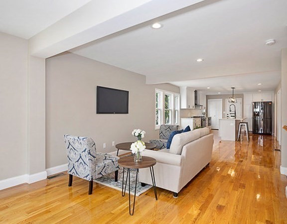 68 Edward Street # 1