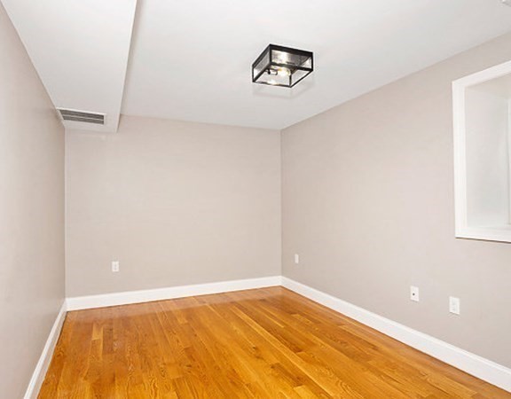 68 Edward Street # 1