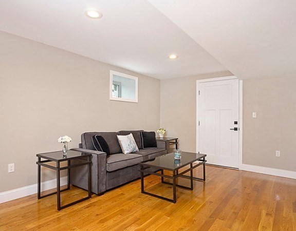 68 Edward Street # 1