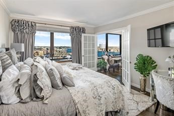 65 East India Row # 24C