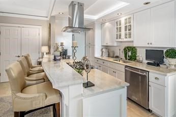 65 East India Row # 24C