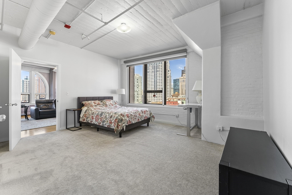 210 South # 1 Unit: 11-1