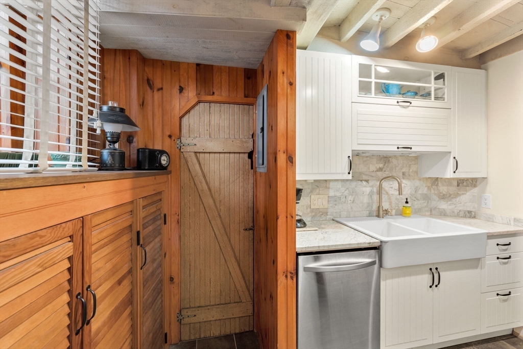 6 North Hudson Street # 1