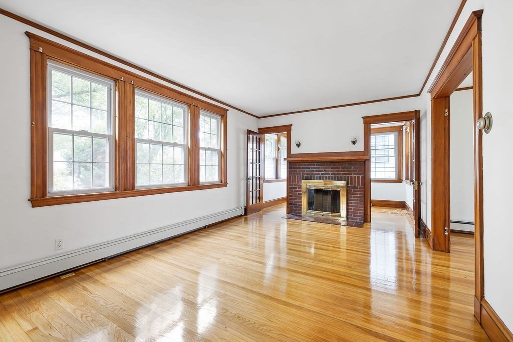 100 Russett Road