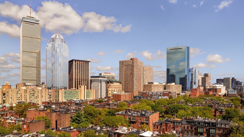 21 Wellington St # 1