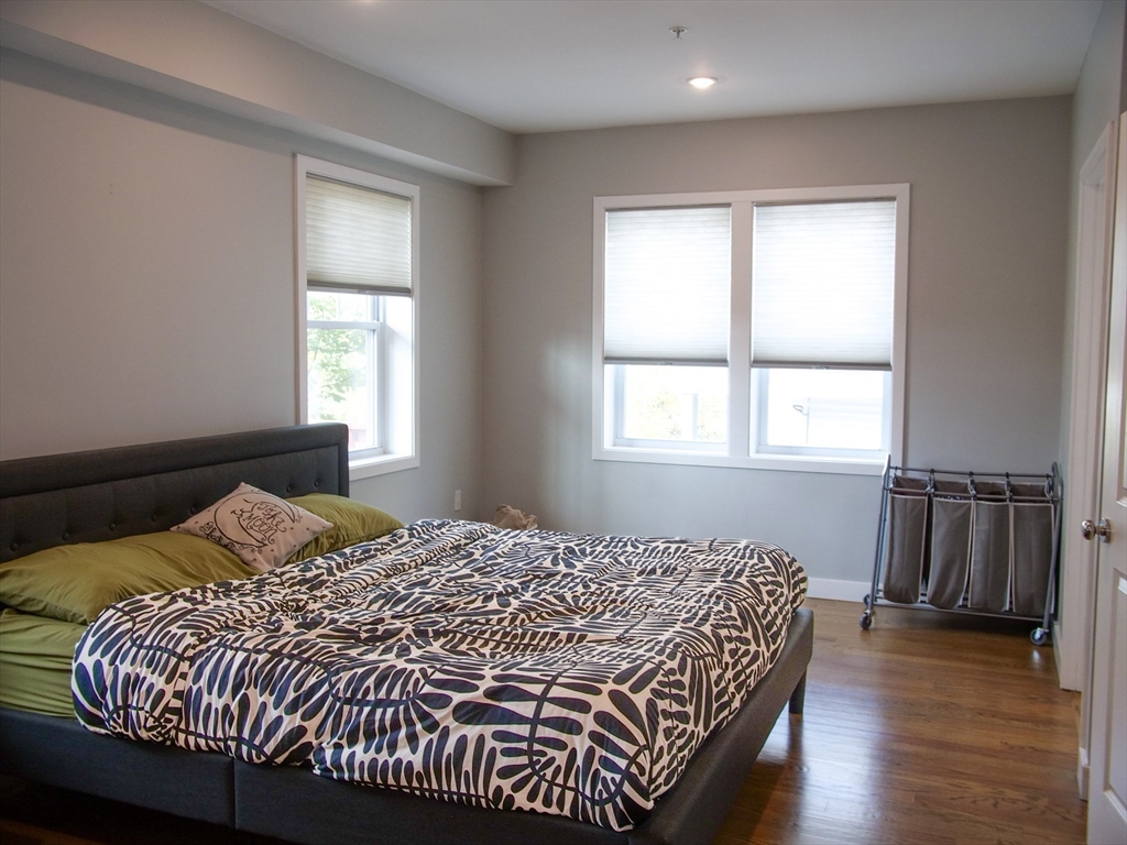 47 Sargent St # 3, Boston Unit: 3