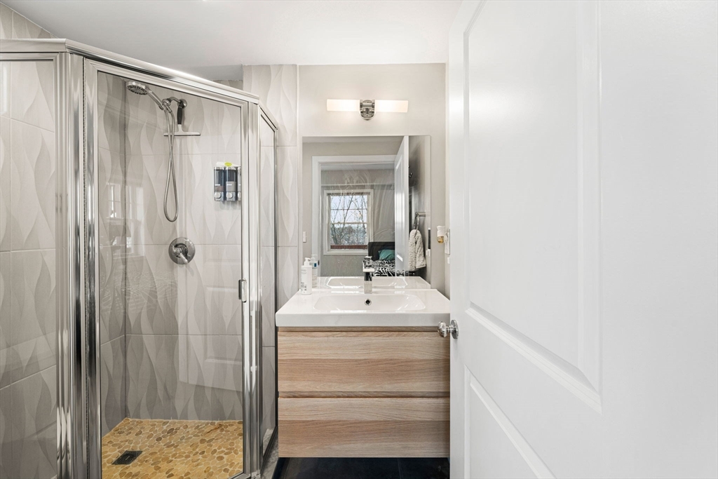 47 Sargent St # 3, Boston Unit: 3