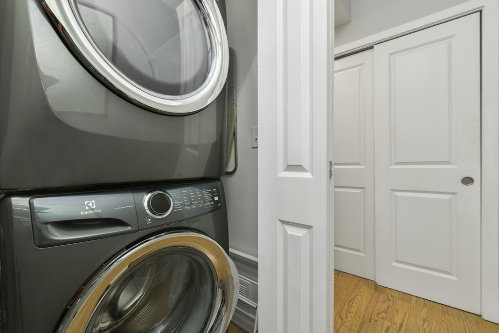 47 Sargent St # 3, Boston Unit: 3