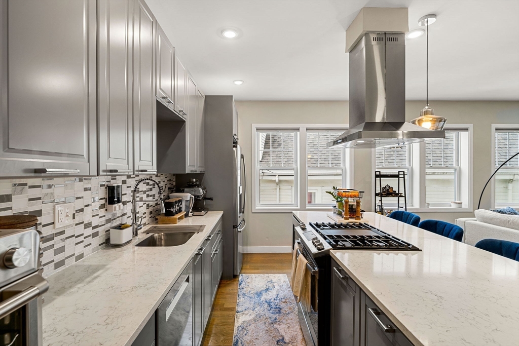 47 Sargent St # 3, Boston Unit: 3