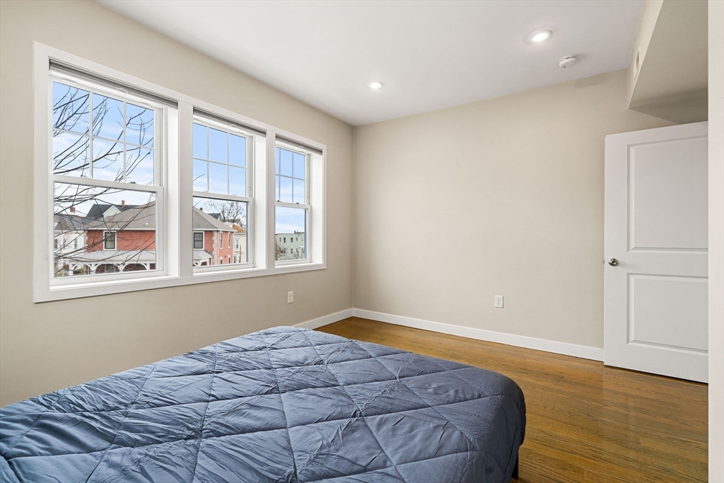 47 Sargent St # 3, Boston Unit: 3