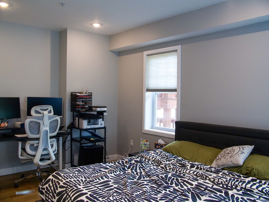 47 Sargent St # 3, Boston Unit: 3