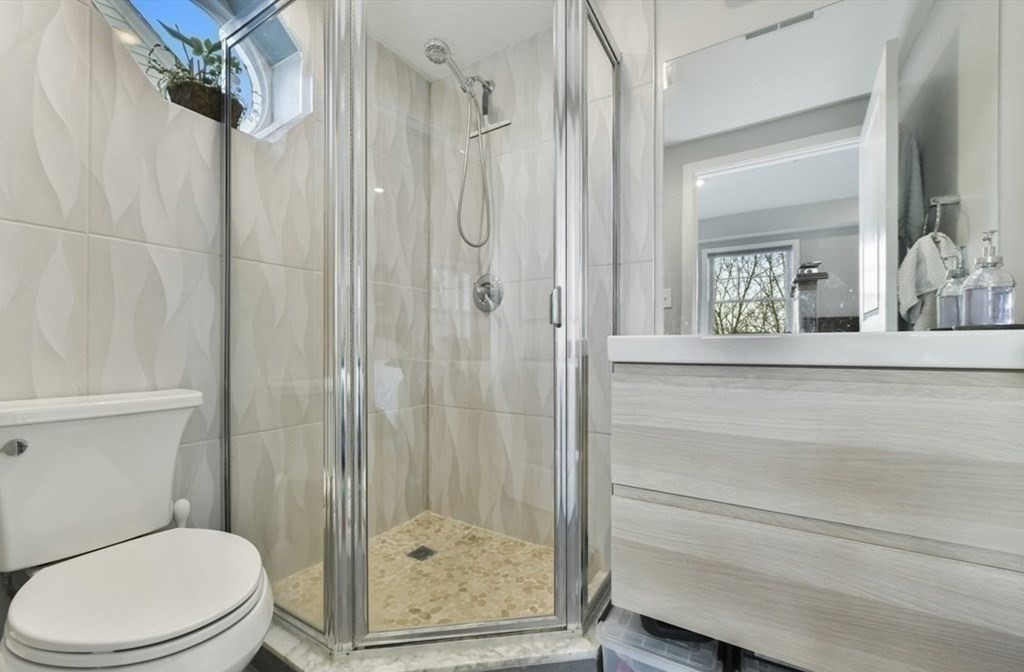 47 Sargent St # 3, Boston Unit: 3