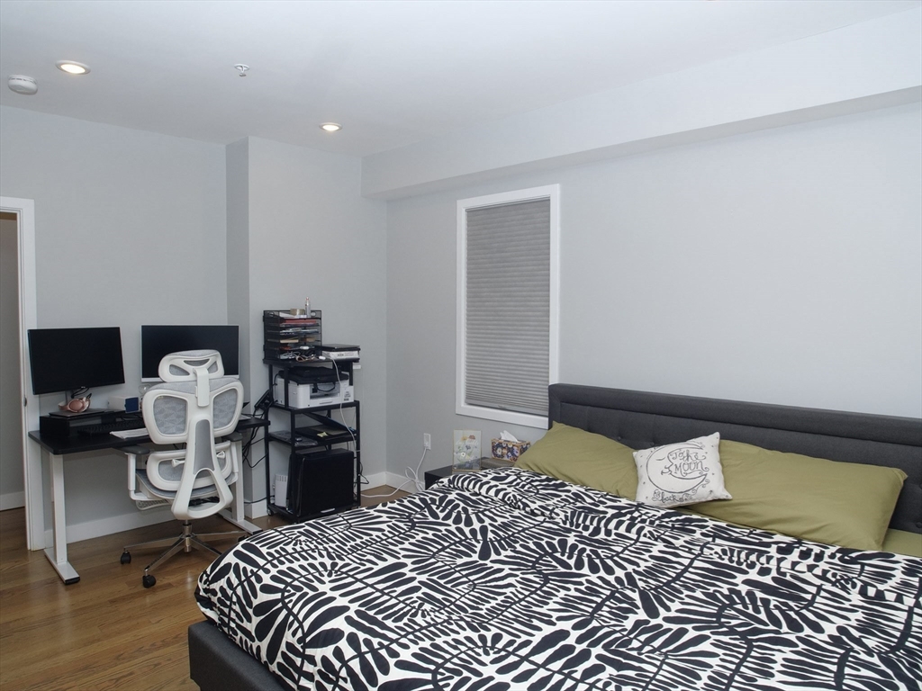 47 Sargent St # 3, Boston Unit: 3