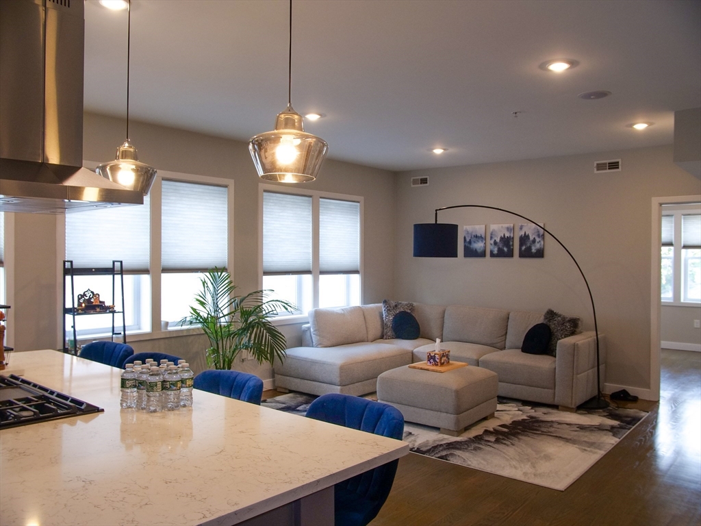 47 Sargent St # 3, Boston Unit: 3