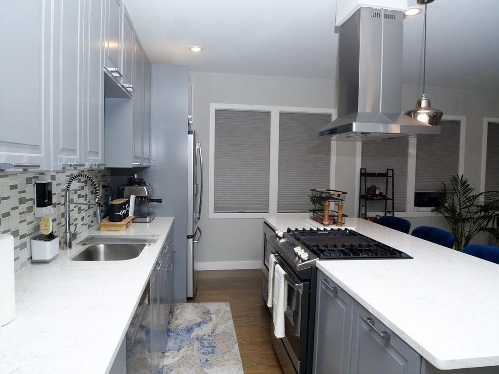 47 Sargent St # 3, Boston Unit: 3