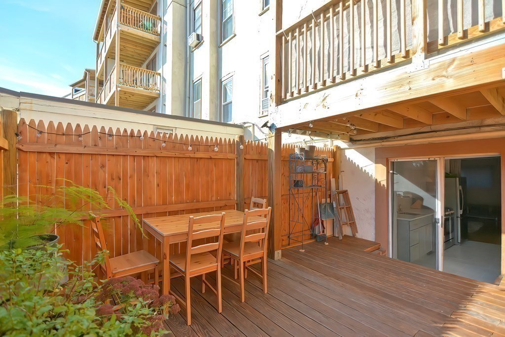 1722 Commonwealth # 1