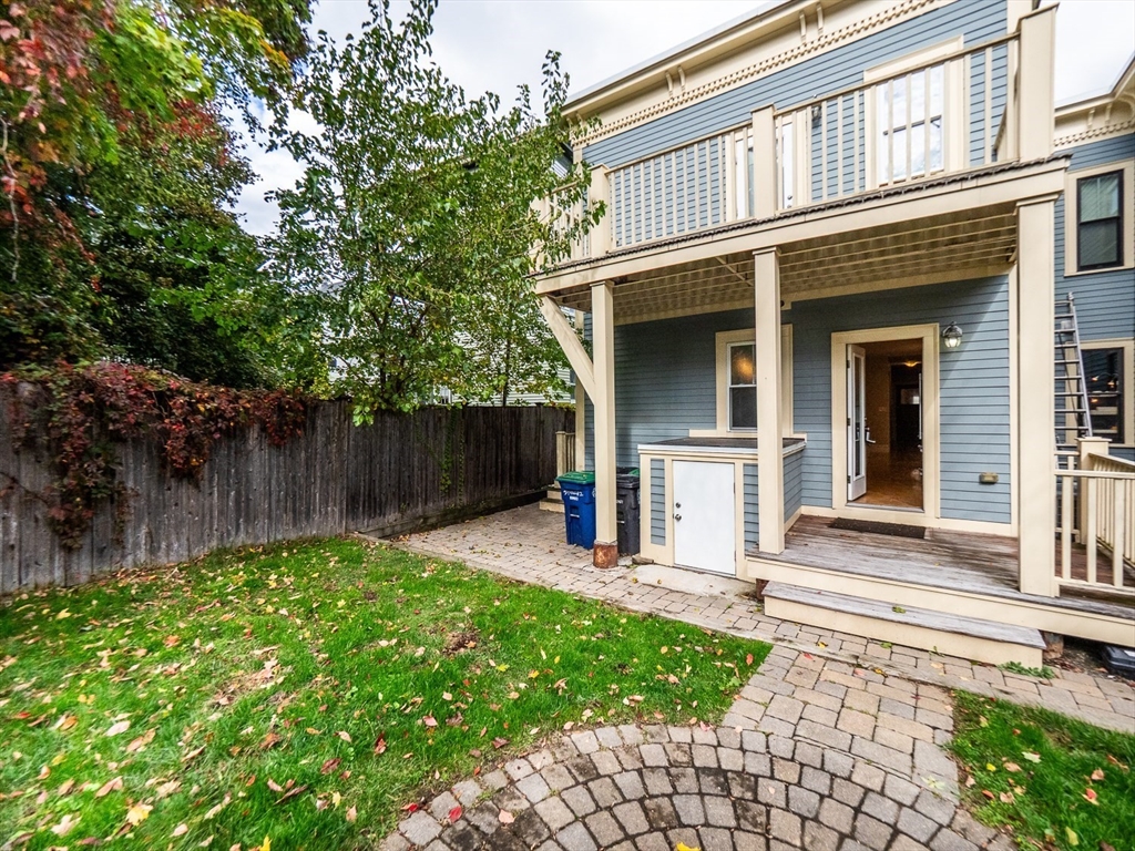 24 Hall Street # 1, Somerville Unit: 1