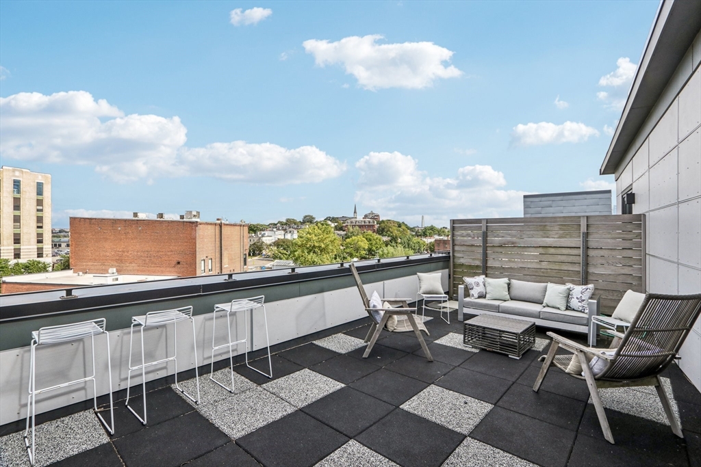 610 Rutherford Ave # 404, Boston Unit: 404