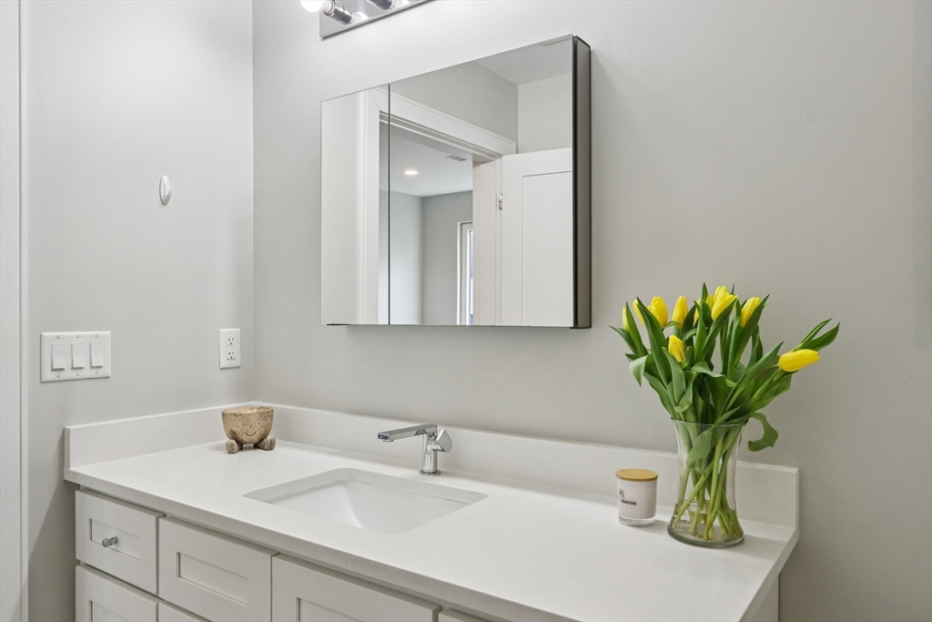 610 Rutherford Ave # 404, Boston Unit: 404