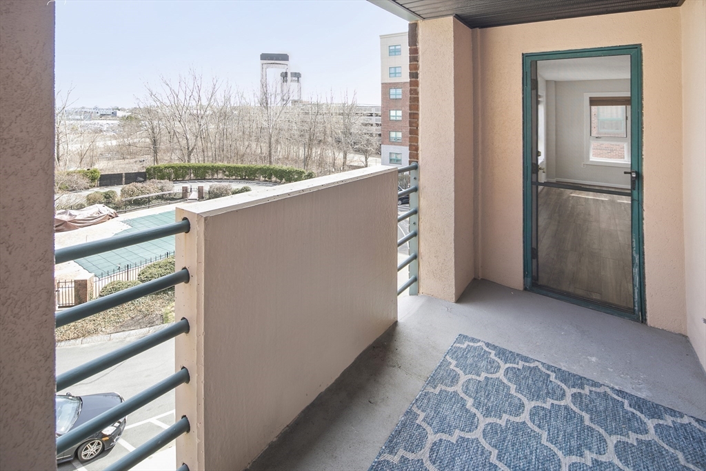 165 Cottage St # 402, Chelsea Unit: 402