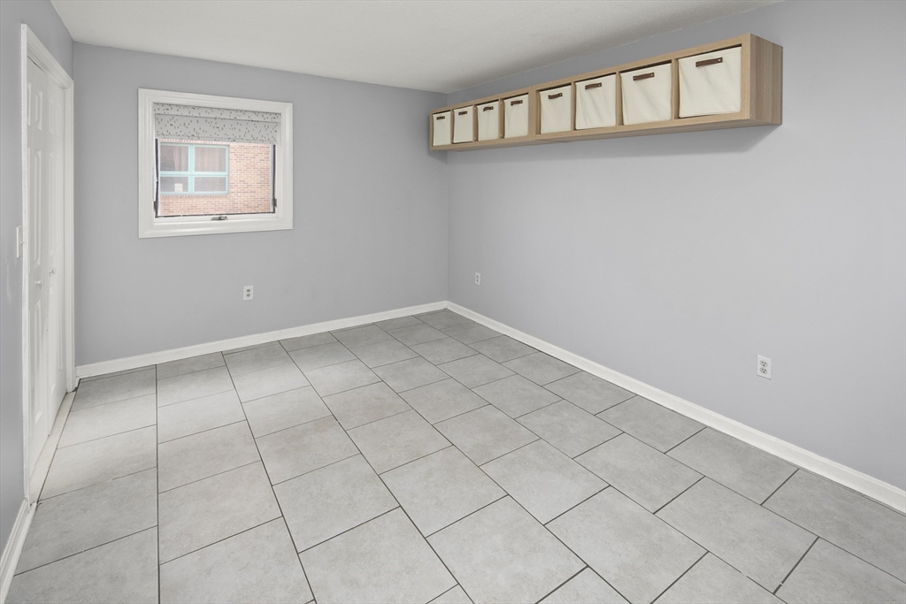 165 Cottage St # 402, Chelsea Unit: 402