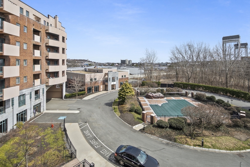 165 Cottage St # 402, Chelsea Unit: 402