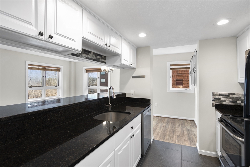 165 Cottage St # 402, Chelsea Unit: 402