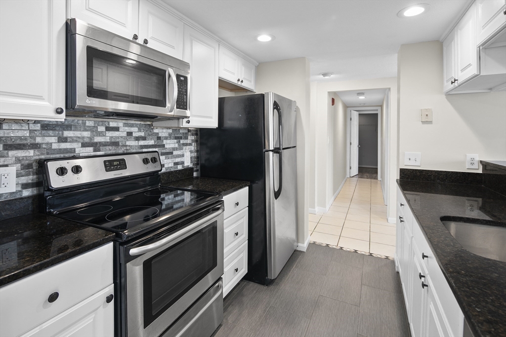 165 Cottage St # 402, Chelsea Unit: 402