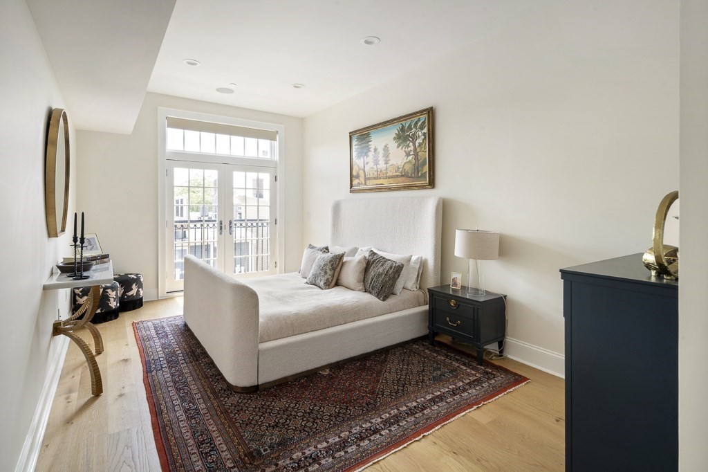 380 Bunker Hill # 108, Boston Unit: 108