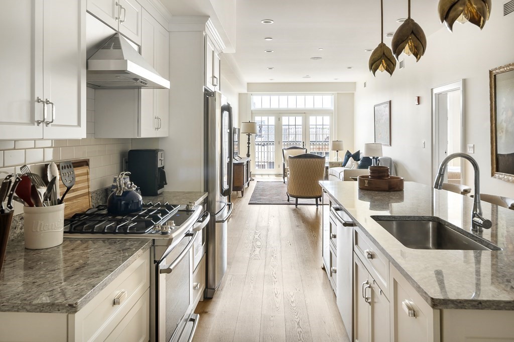 380 Bunker Hill # 108, Boston Unit: 108