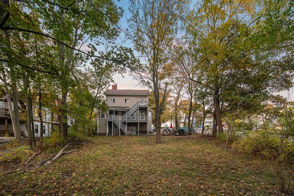 125 Harvard St, Everett